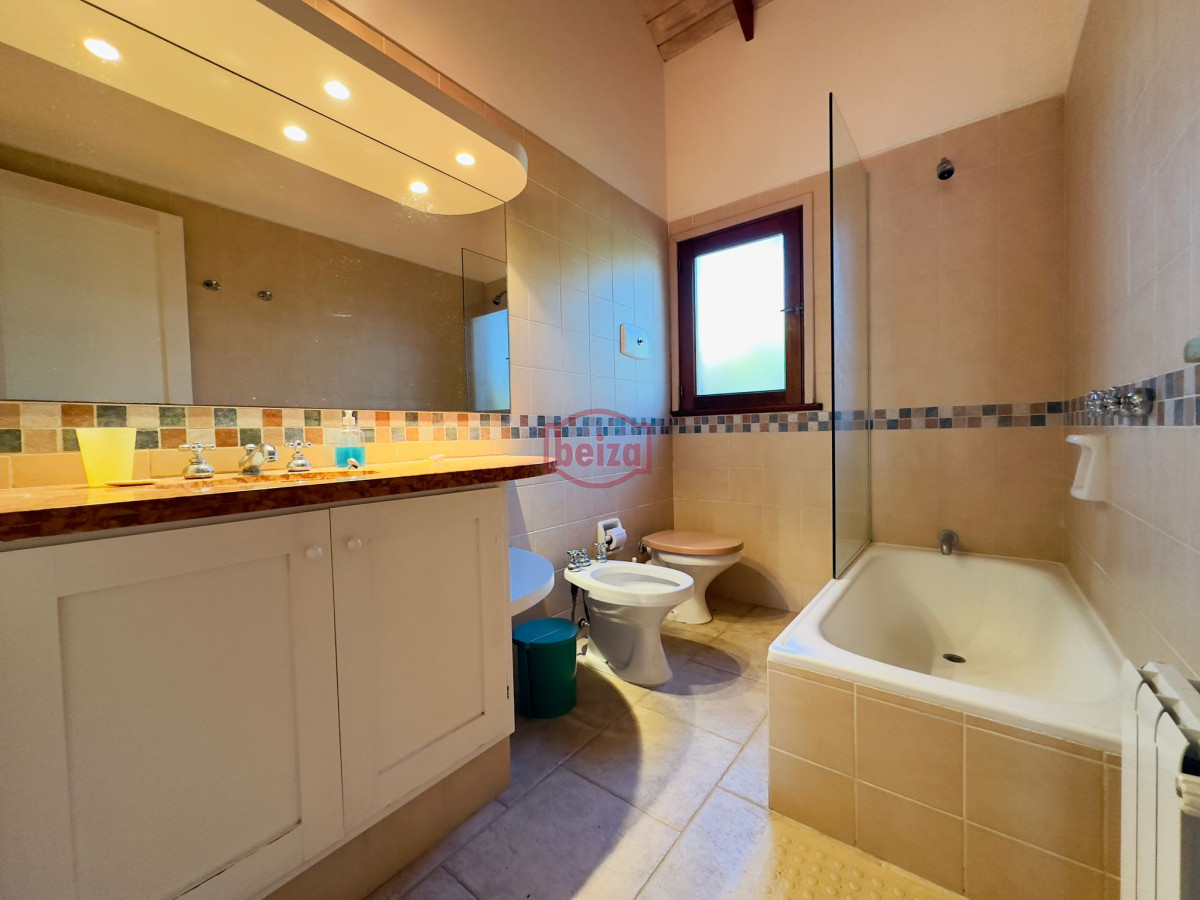 Casa ID.166094 - Casa de 4 dormitorios en venta en Punta del Este