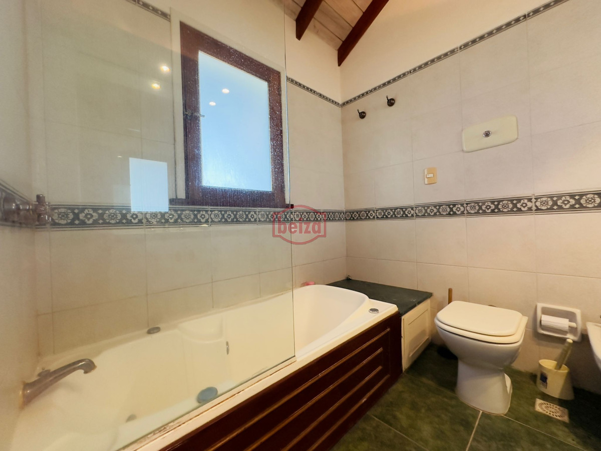 Casa ID.166094 - Casa de 4 dormitorios en venta en Punta del Este