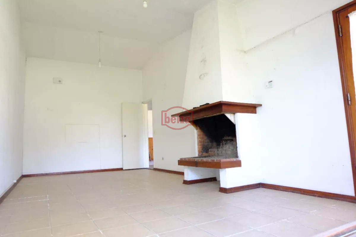 Casa ID.165892/Casa-morada-Aguilar - Oportunidad de casa en venta, Maldonado, 2 dormitorios, 1 baño. 