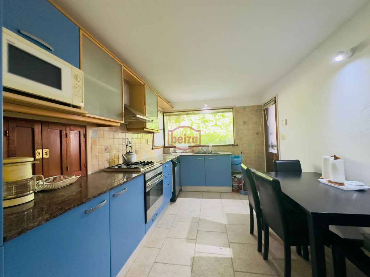 Casa ID.166094 - Casa de 4 dormitorios en venta en Punta del Este