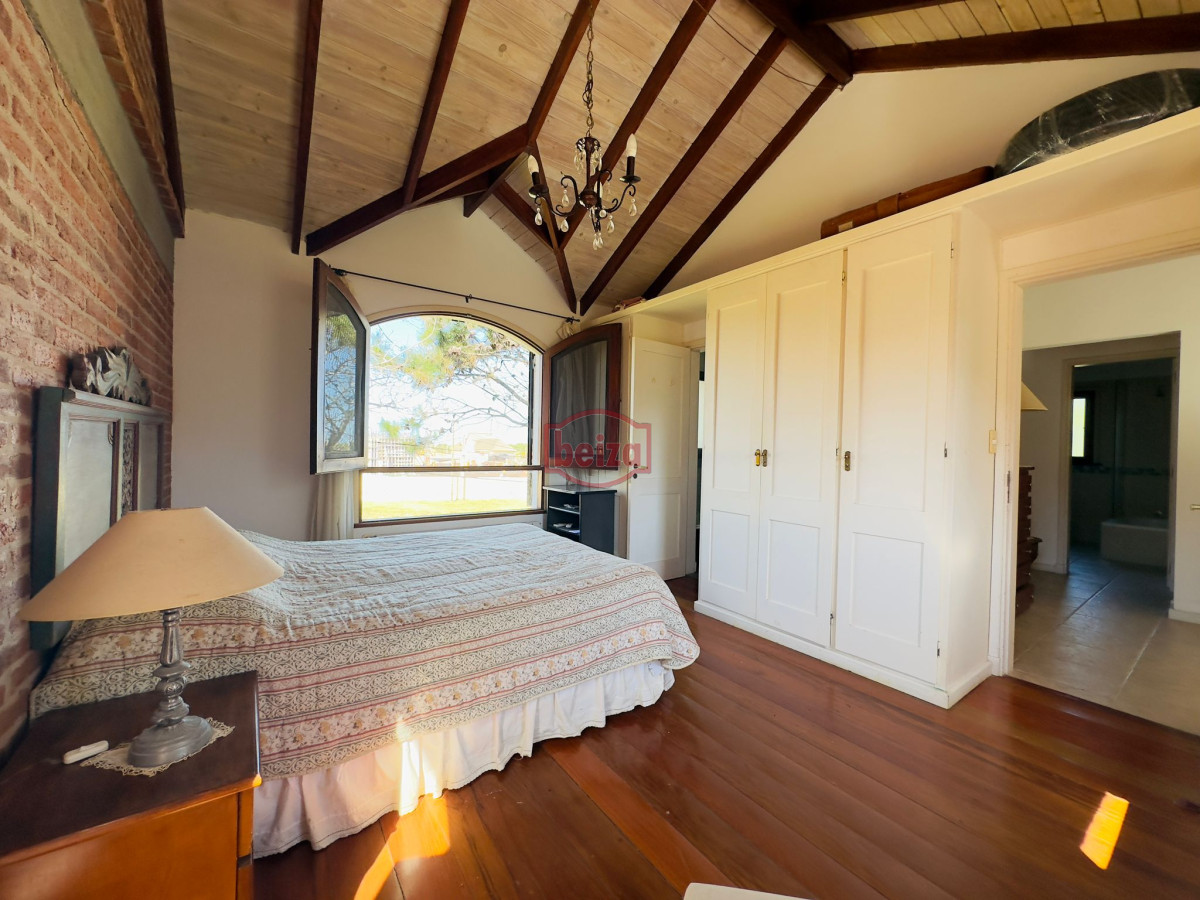 Casa ID.166094 - Casa de 4 dormitorios en venta en Punta del Este