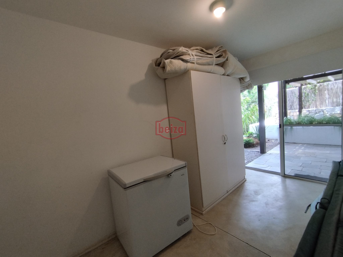 Casa ID.166178/Venta.-Playa-Mansa.-3-Dormitorios.-Excelente-calidad-constructiva. - Casa en Venta, Manantiales, Maldonado.