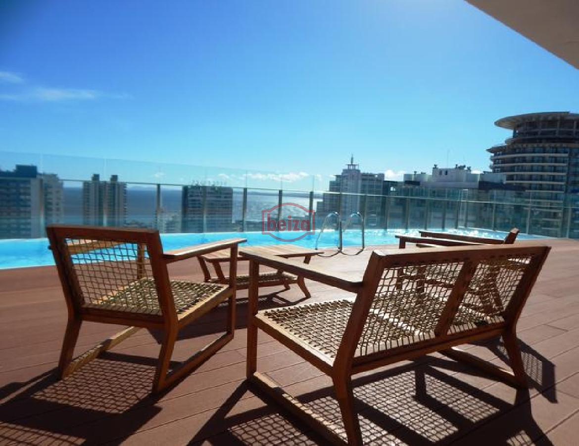 Apartamento ID.166914/ - Alquiler de apartamento de un dormitorio y medio en Punta del Este