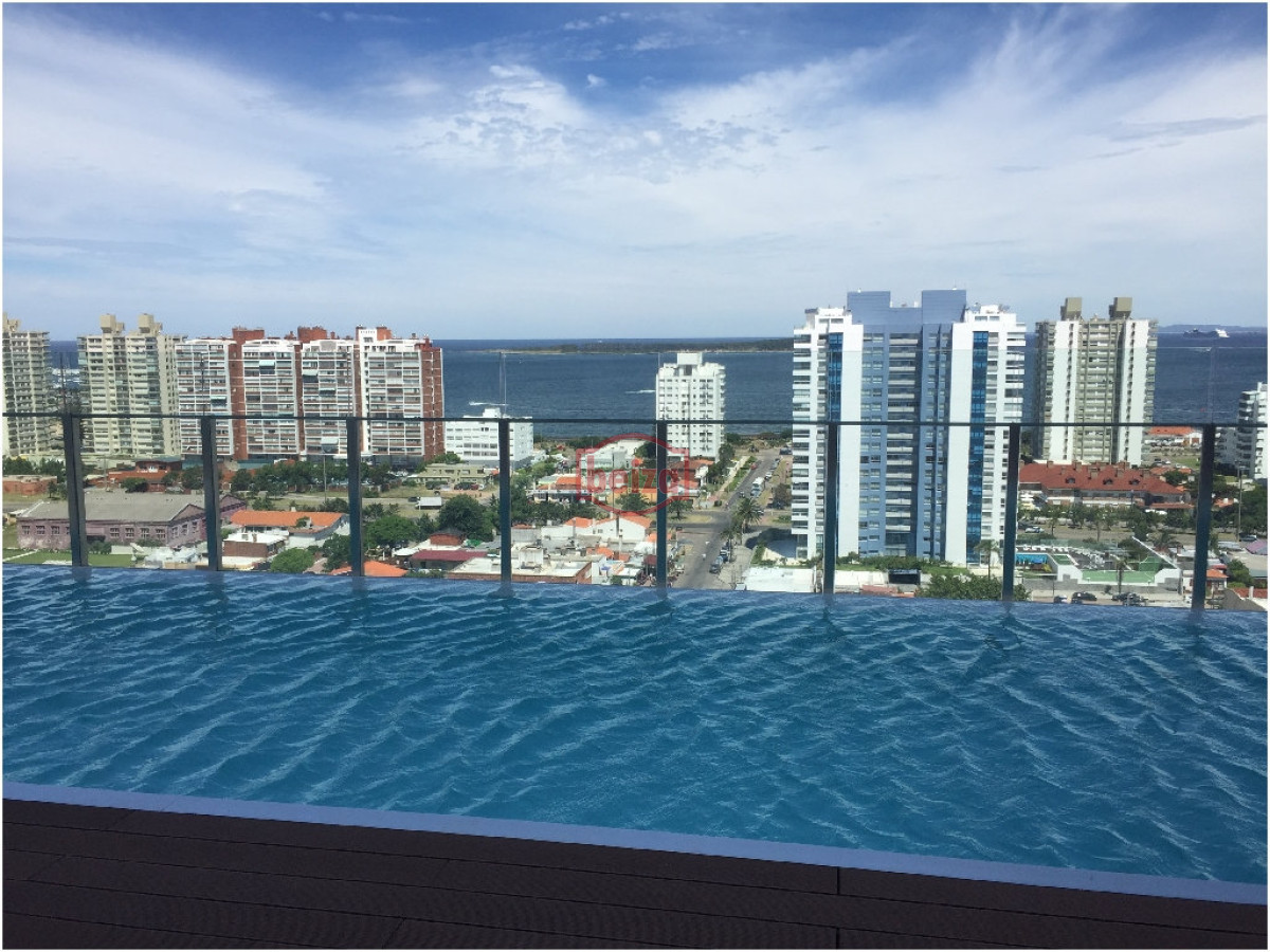 Apartamento ID.166914/ - Alquiler de apartamento de un dormitorio y medio en Punta del Este