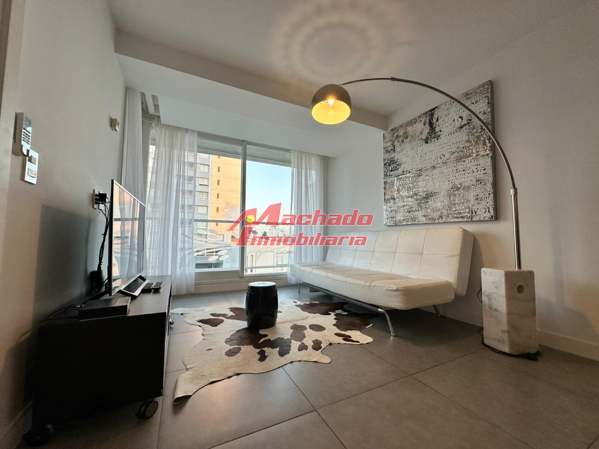 Venta de apartamento de un dormitorio en Torre YOO Punta.