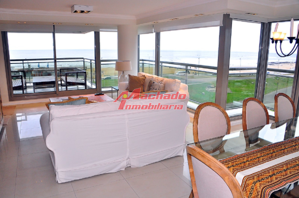 venta y alquiler sobre playa brava Punta del Este