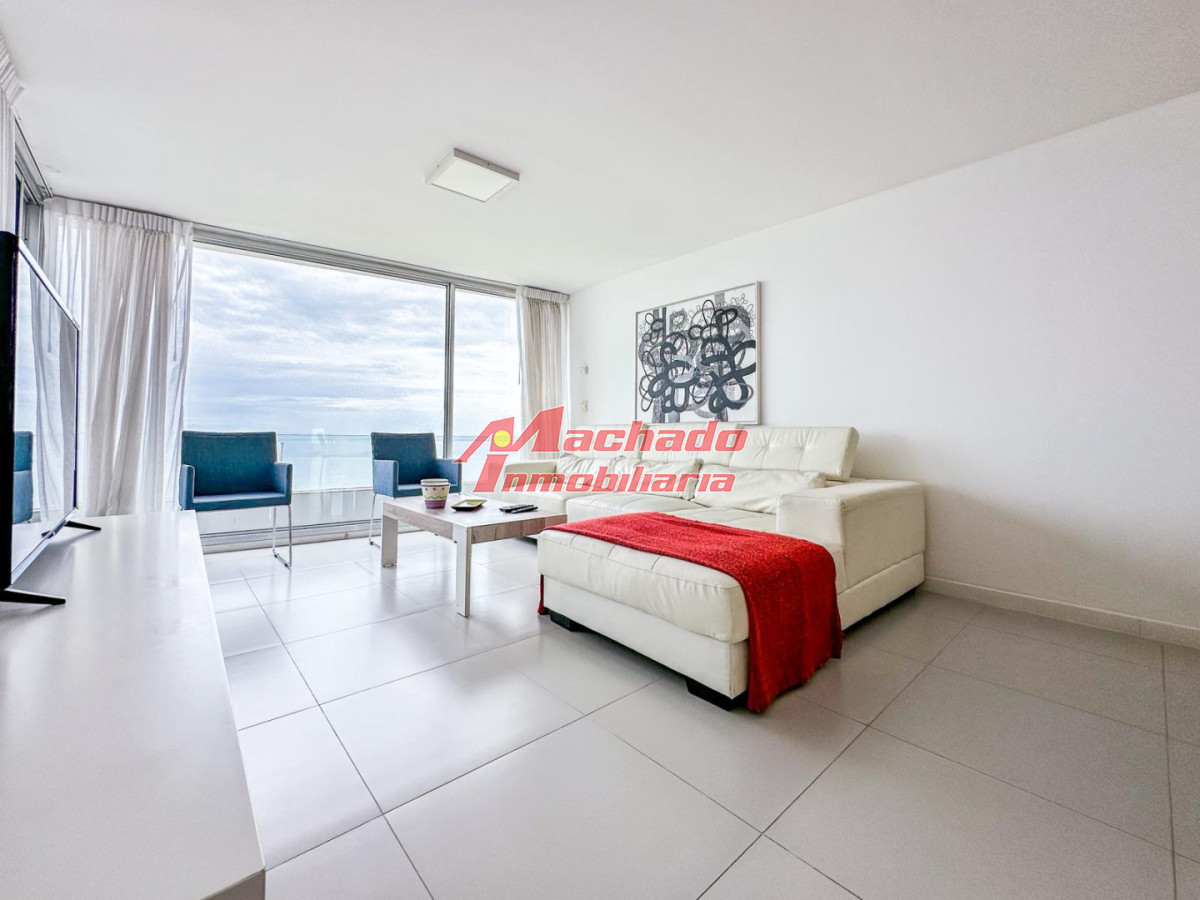 Apartamento en venta - Primera Linea playa mansa - Torre de categoria  - MCH14124A