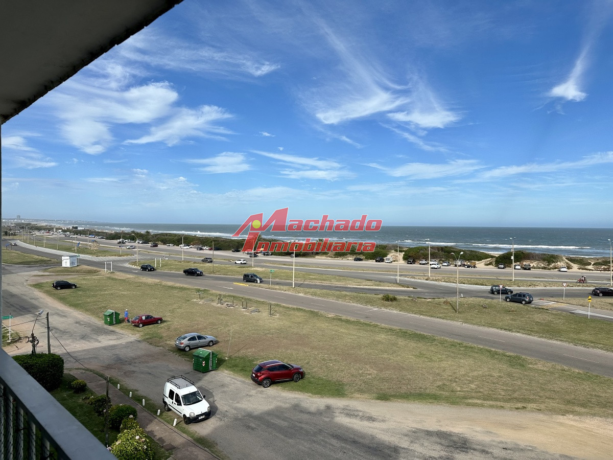  Apartamento EN VENTA, 3 dormitorios, Playa Brava, Punta del Este