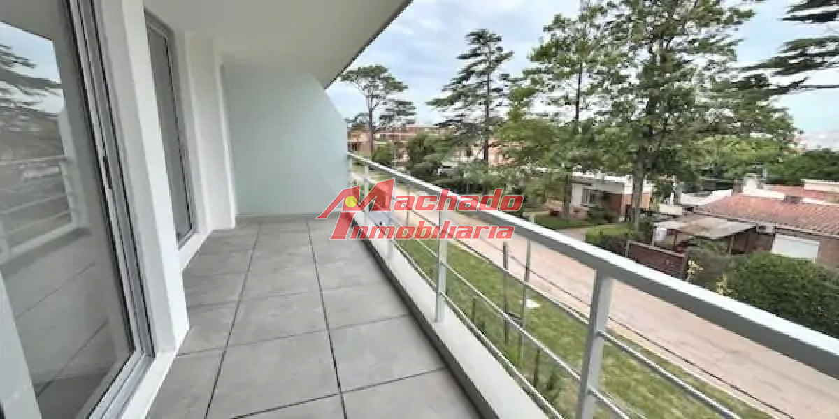 Camino a la Laguna - GoPunta - Portal Inmobiliario de Punta del Este - Maldonado