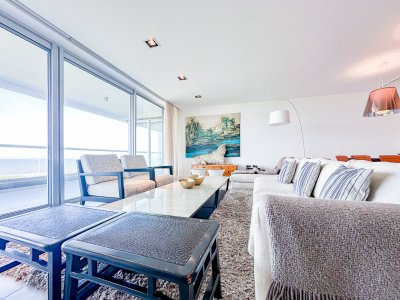 Venta apartamento en playa Brava, Tiburon Terrazas Oceano