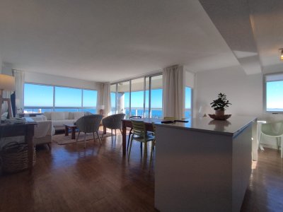 Venta de apartamento de 3 dormitorios en Punta del Este