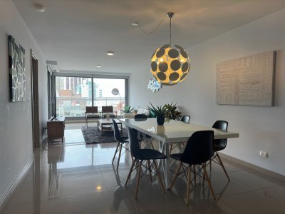 Apartamento en alquiler de 2 dormitorios en Punta del Este