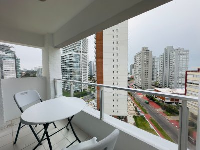 Apartamento de 1 dormitorio en alquiler de Temporada en Punta del este.
