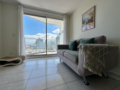 Alquiler de apartamento de un dormitorio y medio en Punta del Este 