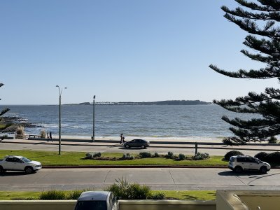 Alquiler de apartamento de tres dormitorios en Punta del Este