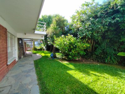 Apartamento en venta de dos dormitorios en Punta del Este