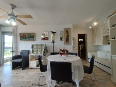 Apartamento en primera linea playa Mansa