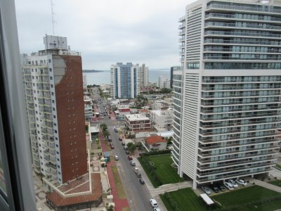 Apartamento en venta de 3 dormitorios en Punta del Este