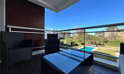 ven ta de apartamento en zona brava