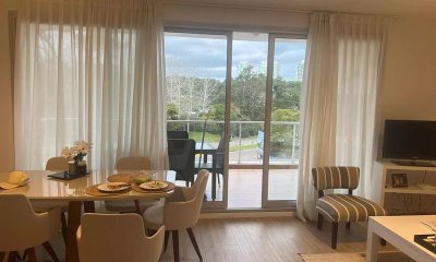 Apartamento de 2 dormitorios en Punta del Este