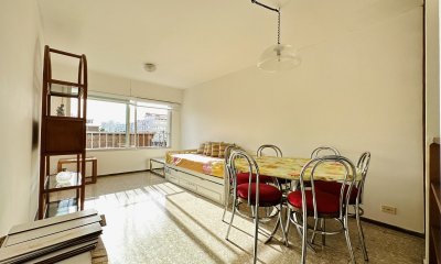OPORTUNIDAD en Venta, 1 dormitorio y medio. Península.