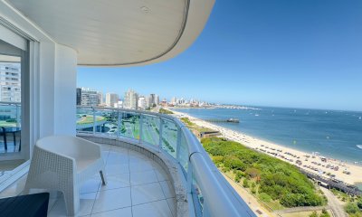 Apto en venta, excelente vista a la playa mansa, isla gorriti.