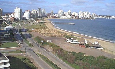 Apartamento en venta de tres dormitorios en Punta del Este