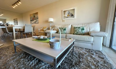 Apartamento venta alquiler, de 2 dormitorios  en Punta del Este