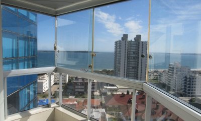 Venta de apartamento de 3 dormitorios en Punta del Este