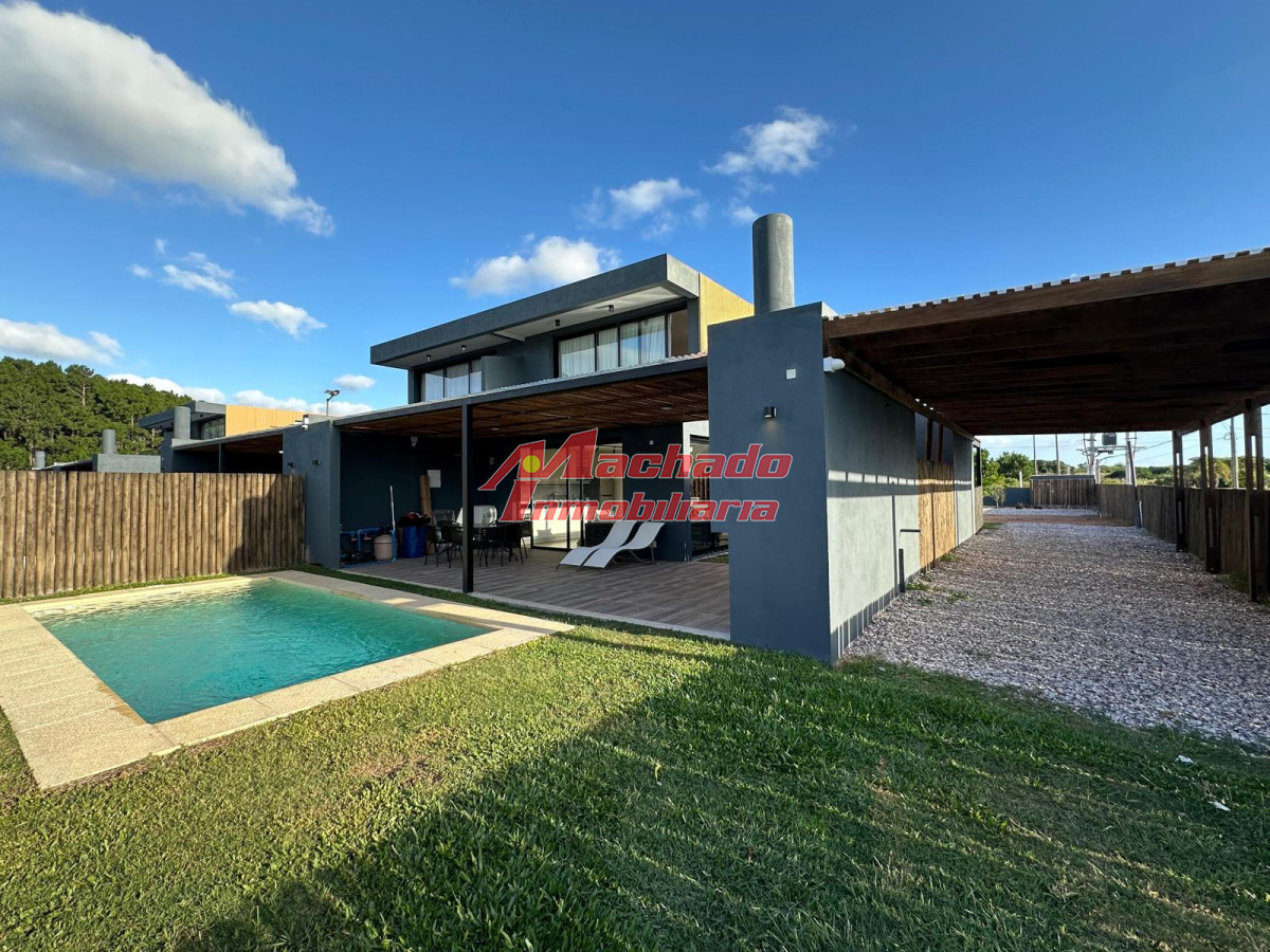 Las Grutas Village - GoPunta - Portal Inmobiliario de Punta del Este - Maldonado