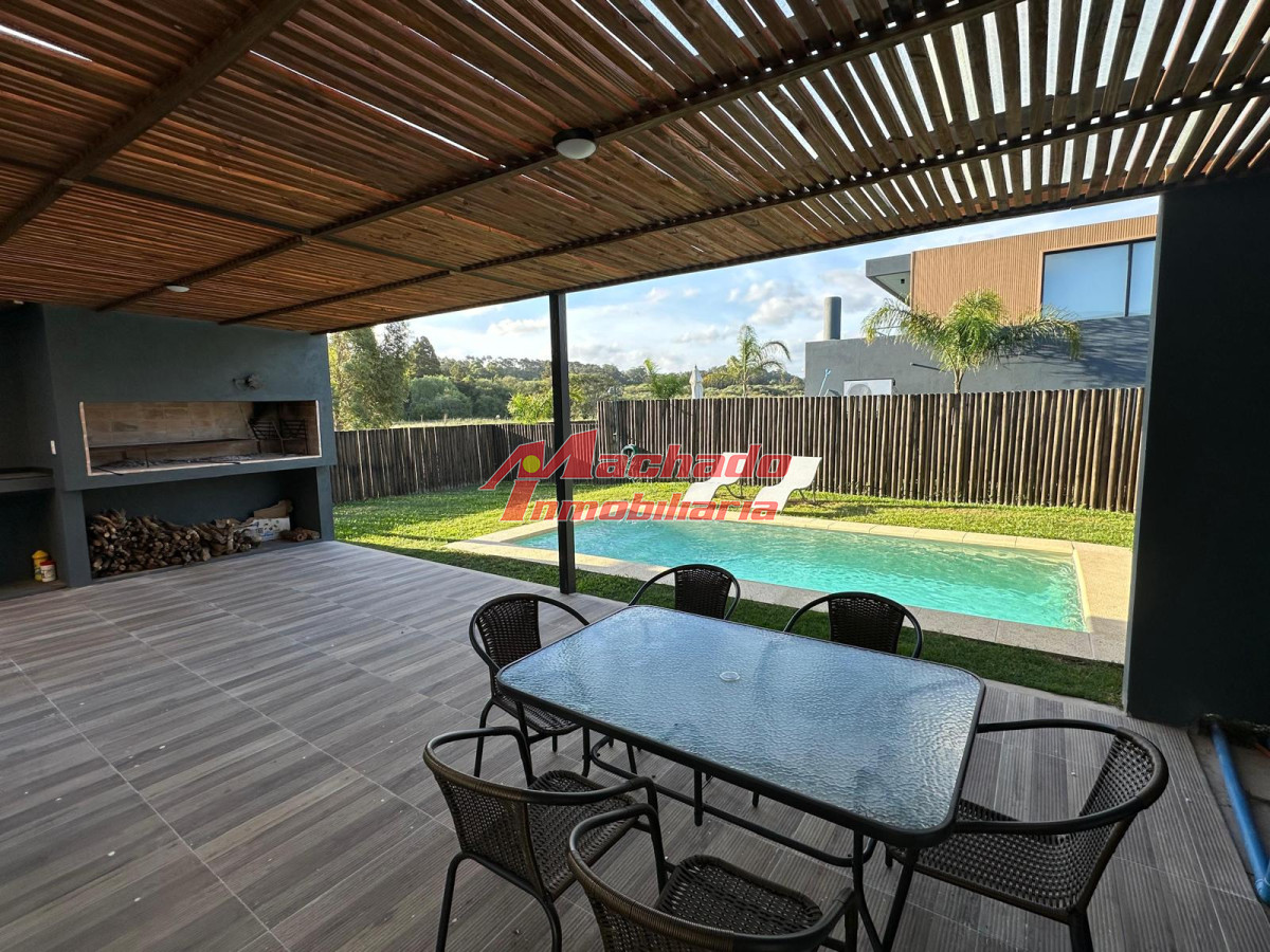 Las Grutas Village - GoPunta - Portal Inmobiliario de Punta del Este - Maldonado