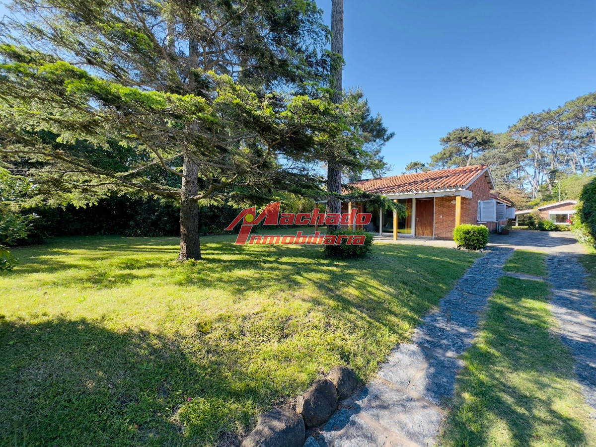 Alquiler de casa de 3 dormitorios en Punta del Este