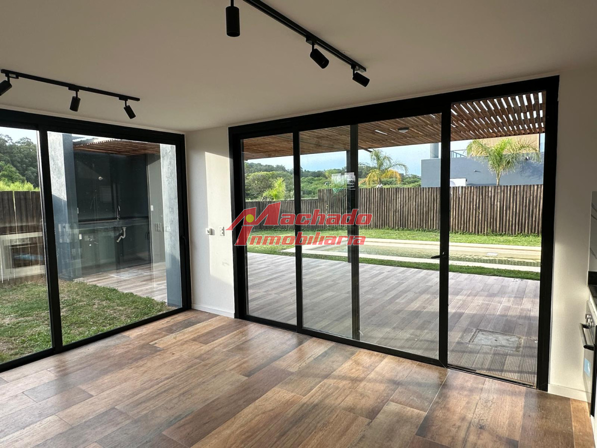 Las Grutas Village - GoPunta - Portal Inmobiliario de Punta del Este - Maldonado
