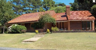Venta de casa de 3 dormitorios en Punta del Este 