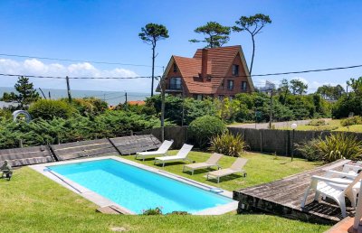 Casa de 6 dormitorios en alquiler temporal en Pinares - Punta del Este