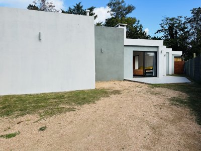 Casa con piscina en venta  en Punta del Este