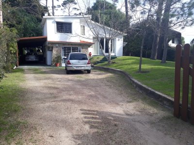 Alquiler de casa de 4 dormitorios en Punta del Este
