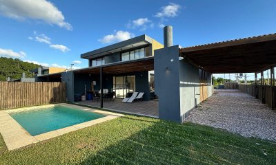 Casa en venta a estrenar en Barrio Privado Grutas Village - Las Grutas - Punta Ballena