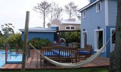 Casa en venta de 3 dormitorios y dep. de servicio en La Barra.
