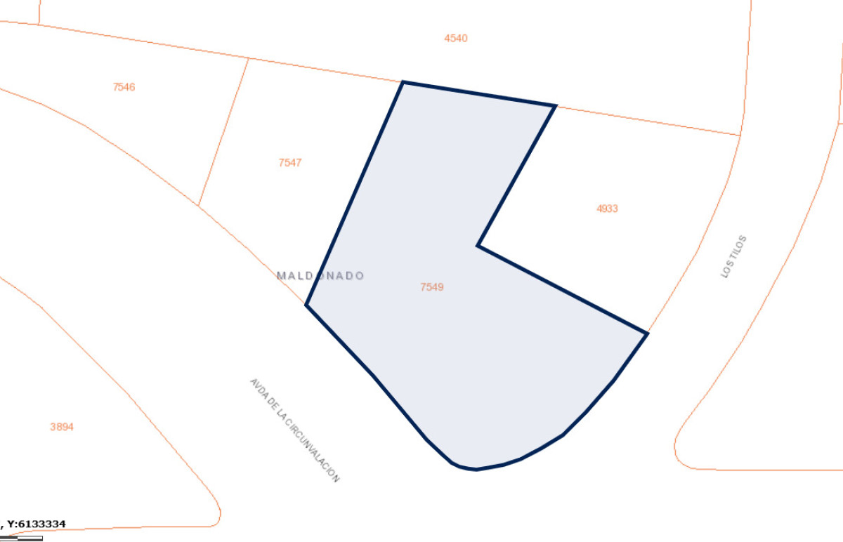 terreno en venta en Barrio Parque del Golf