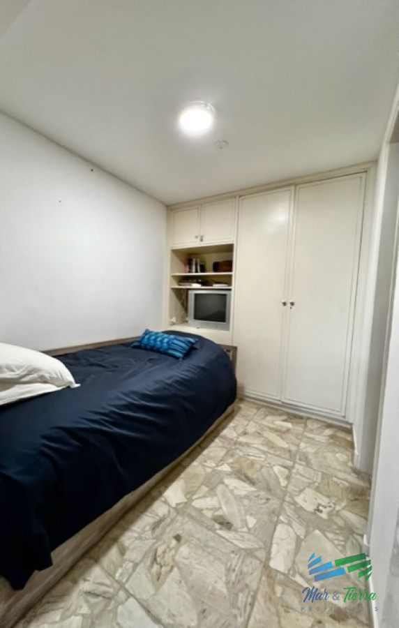 Apartamento ID.4119 - Alquiler temporario Apartamento 2 y medio dormitorios en Playa Mansa, Punta del Este