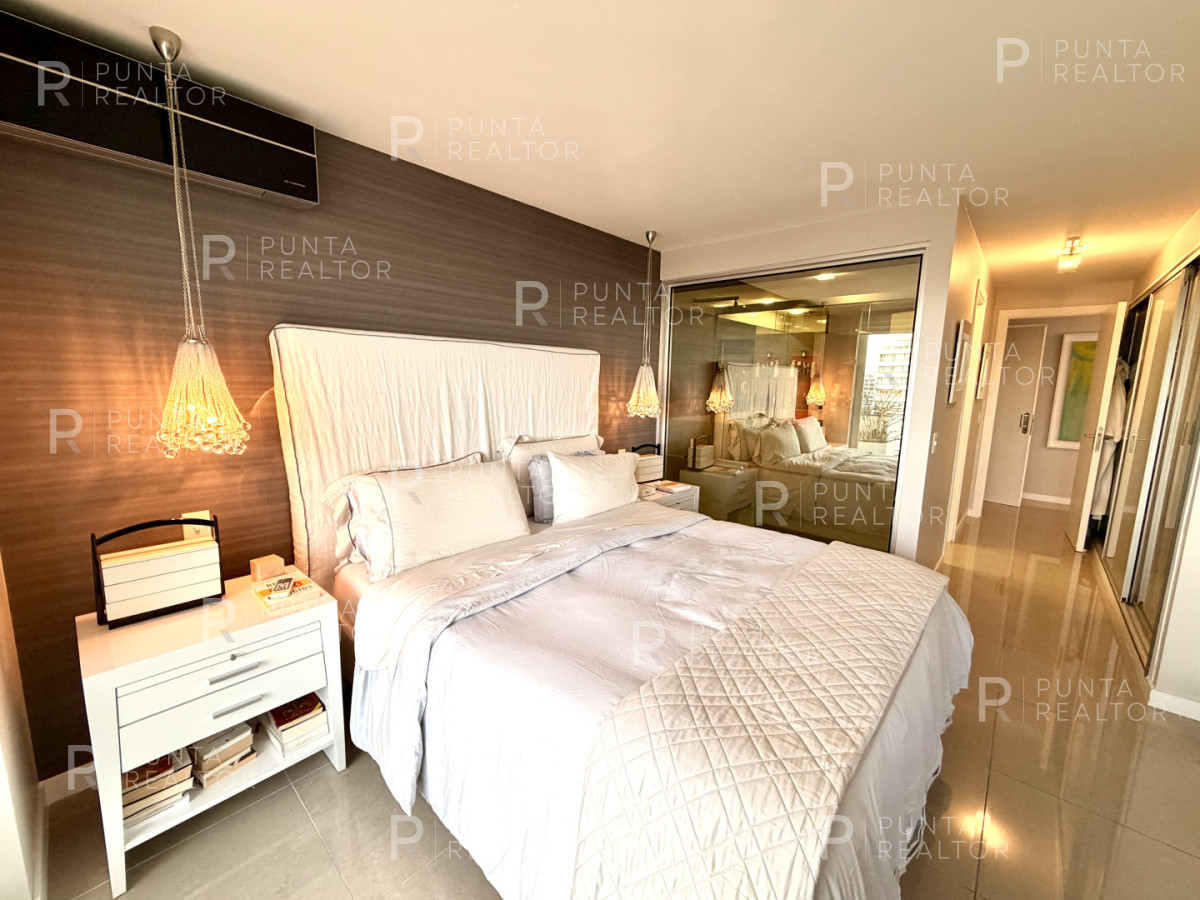 Apartamento ID.2694 - ESQUINERO 4 DORMITORIOS EN SUITE PISO ALTO EN VENTA TORRE ONE 