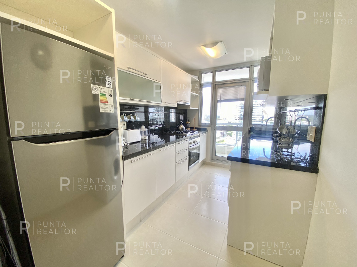 Apartamento ID.2583 - Apartamento en venta Playa Mansa 2 dormitorios