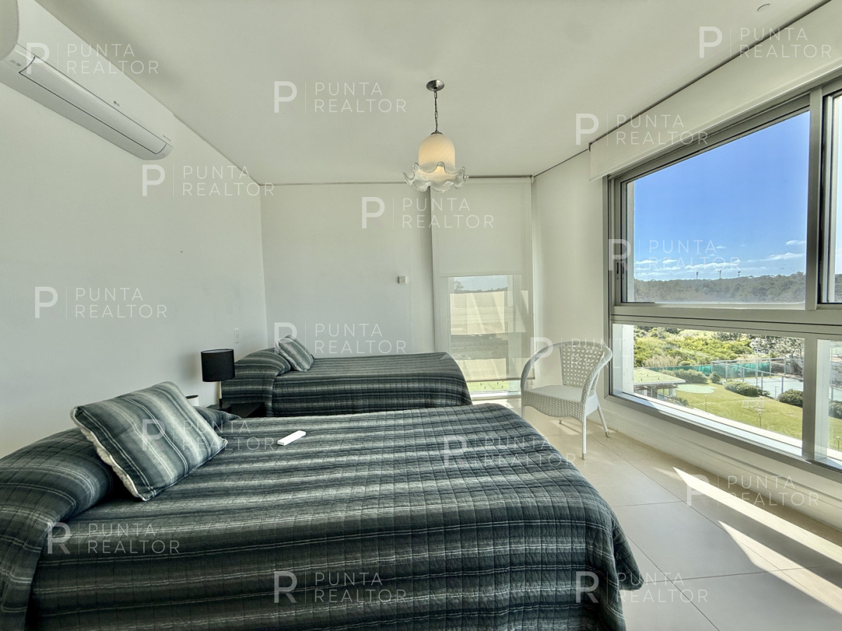 Apartamento ID.2703 - Exclusivo departamento esquinero en venta y alquiler temporal en Playa Brava