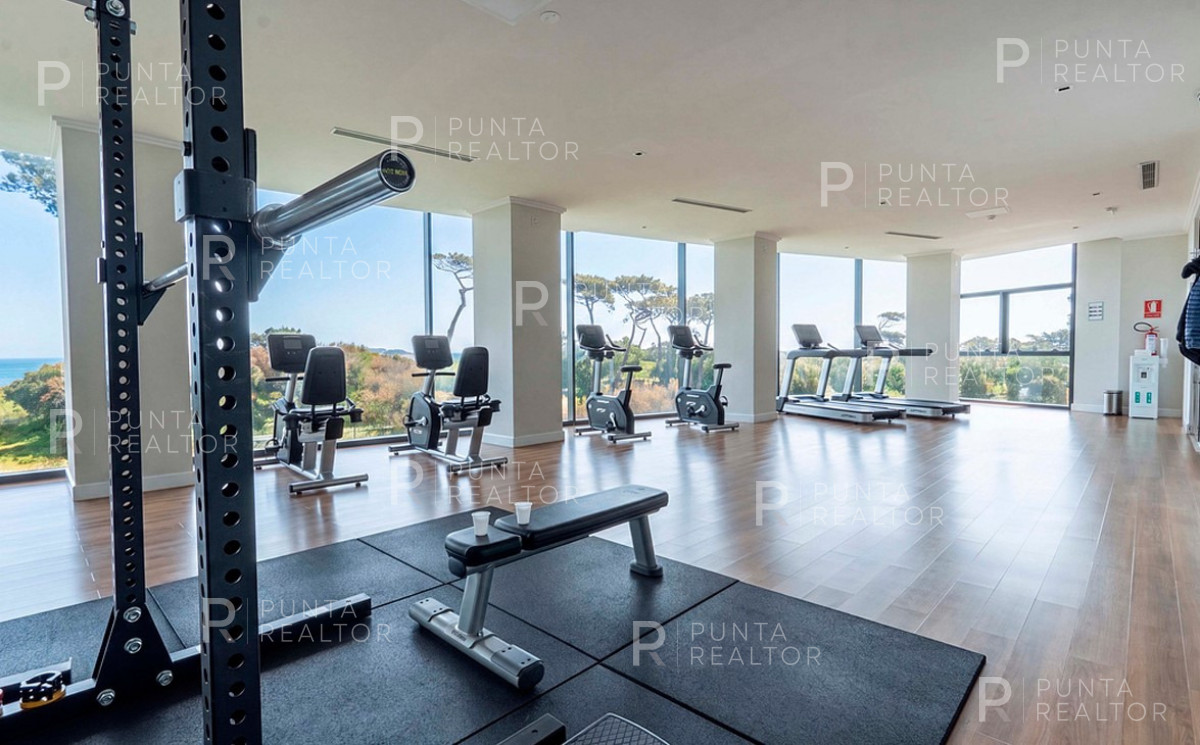 Apartamento ID.2708 - Amplio Apartamento en edificio Paramount, ideal para vacaciones familiares. Con 3 dormitorios en suite, dependencia y 5 baños