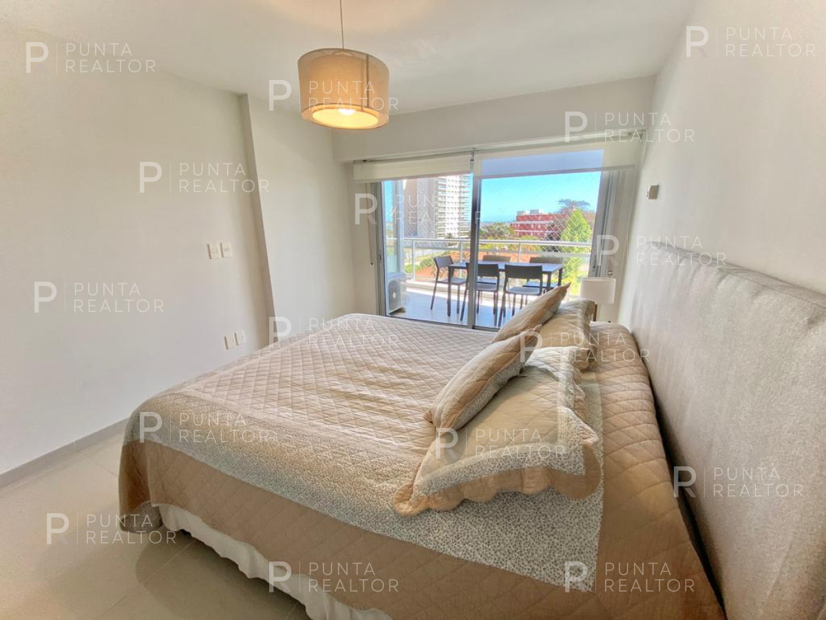 Apartamento ID.2690 - APARTAMENTO EN VENTA SUNRISE TOWER 2 DORMITORIOS MAS SERVICIO PUNTA DEL ESTE