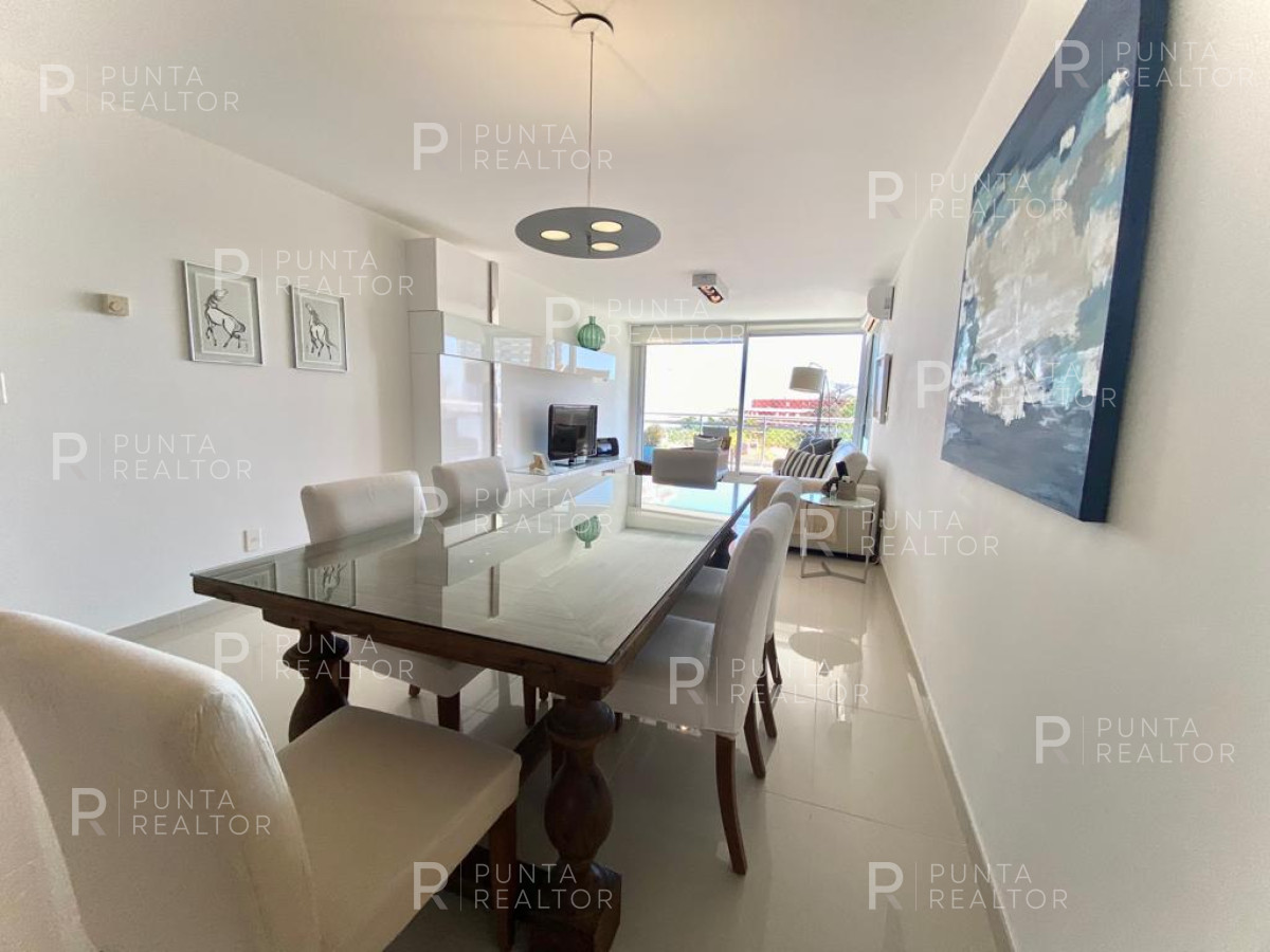 Apartamento ID.2690 - APARTAMENTO EN VENTA SUNRISE TOWER 2 DORMITORIOS MAS SERVICIO PUNTA DEL ESTE