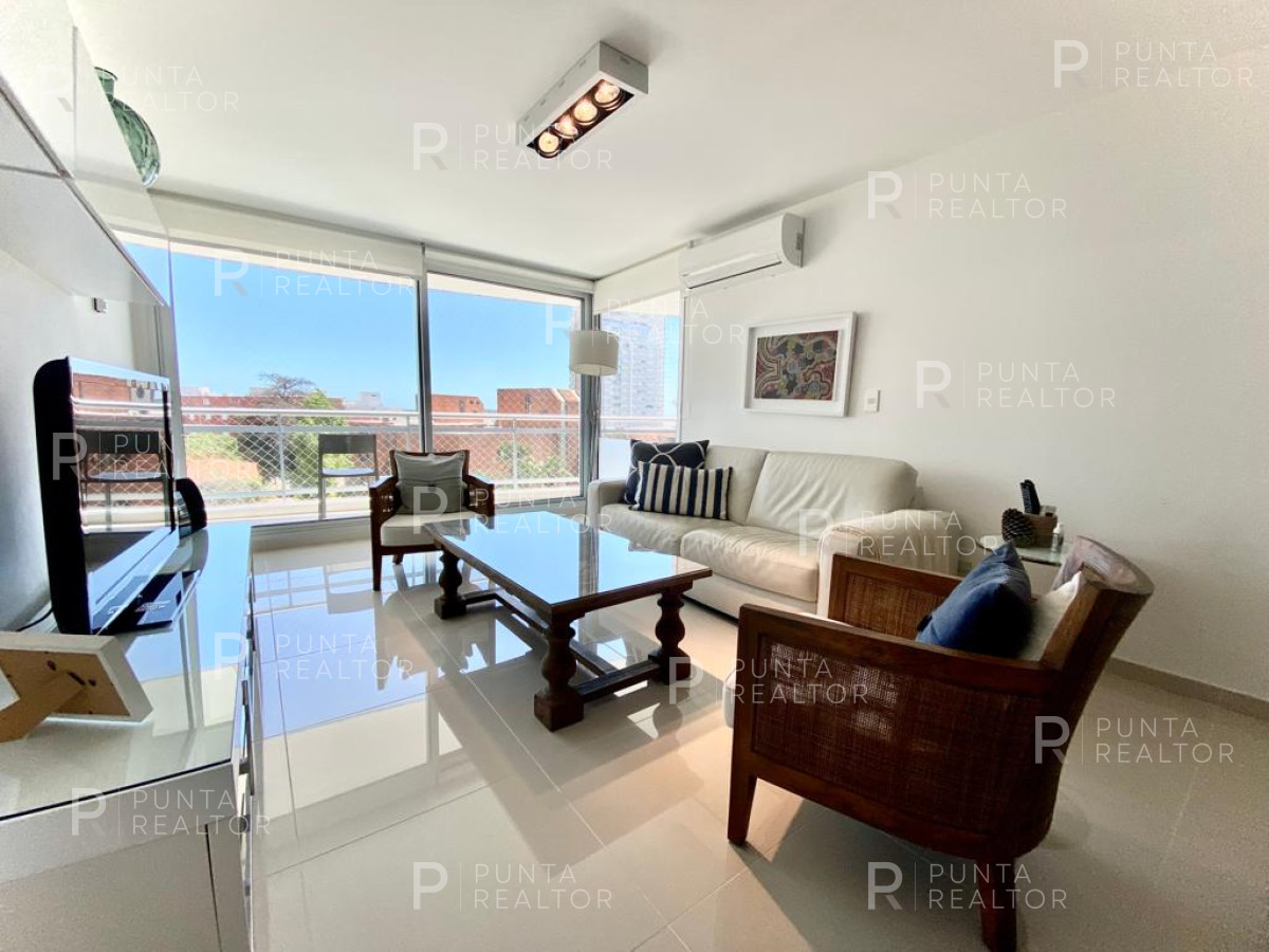 Apartamento ID.2690 - APARTAMENTO EN VENTA SUNRISE TOWER 2 DORMITORIOS MAS SERVICIO PUNTA DEL ESTE