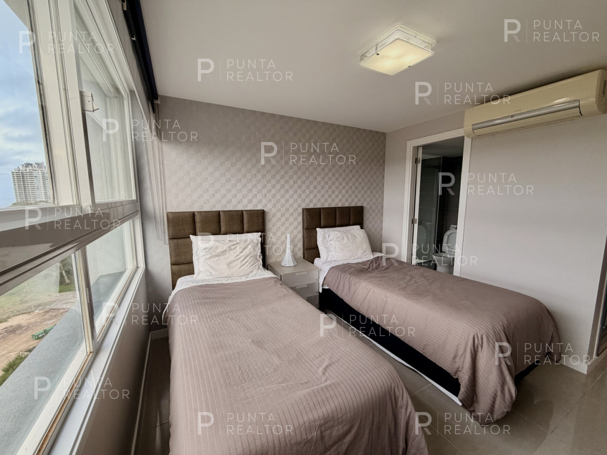 Apartamento ID.2694 - ESQUINERO 4 DORMITORIOS EN SUITE PISO ALTO EN VENTA TORRE ONE 