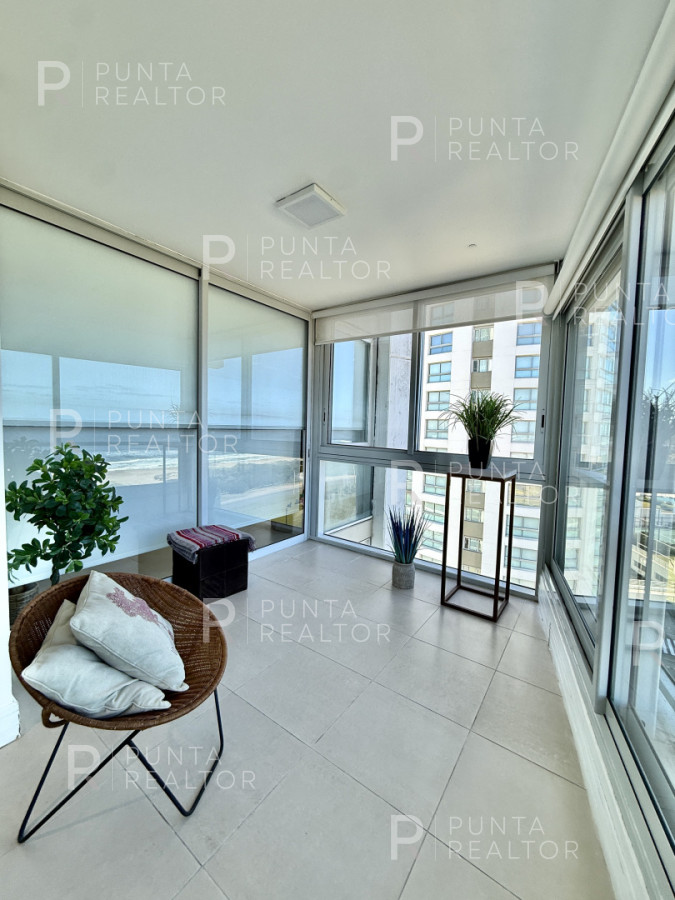 Apartamento ID.2703 - Exclusivo departamento esquinero en venta y alquiler temporal en Playa Brava